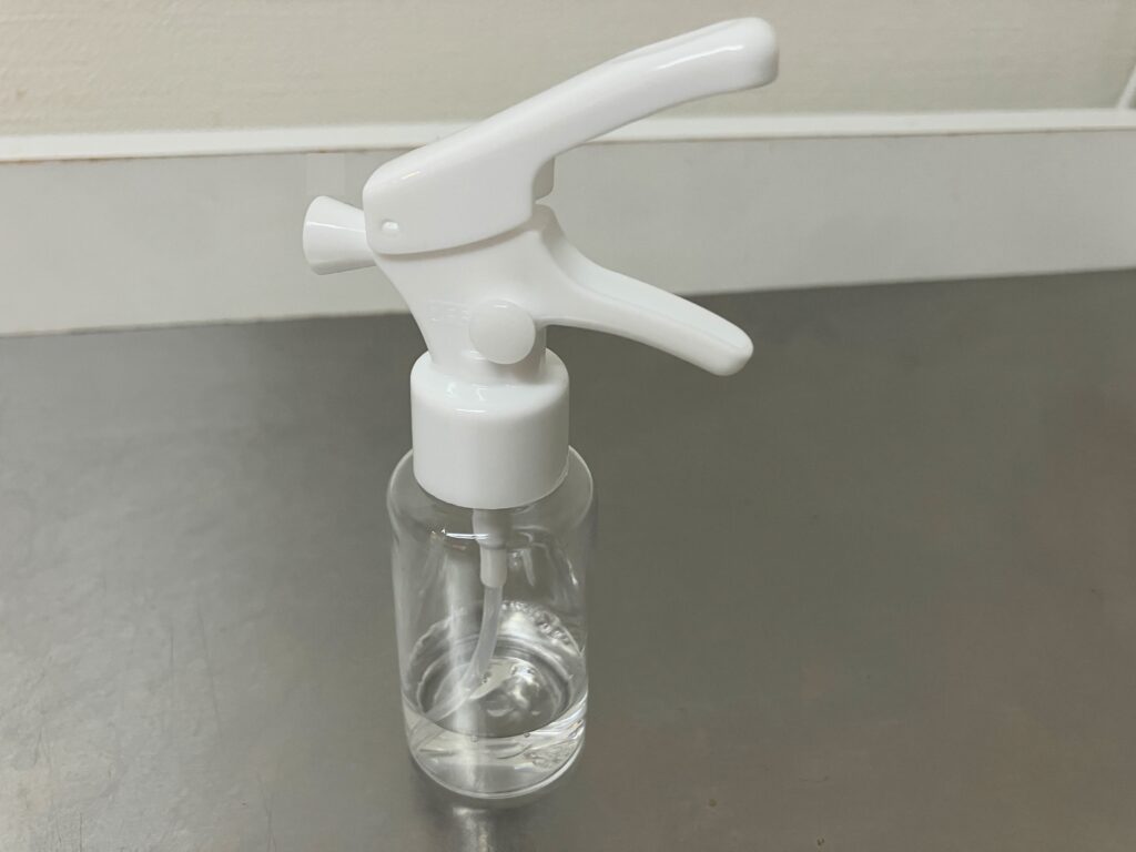 キュキュット クリア泡スプレーを容器に入れ替えた